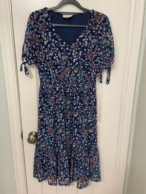 Navy Floral V-Neck Midi Dress with Smocked Waist